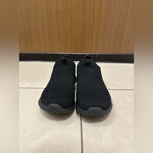 Sketchers Wide Fit Permanence Women’s Shoe